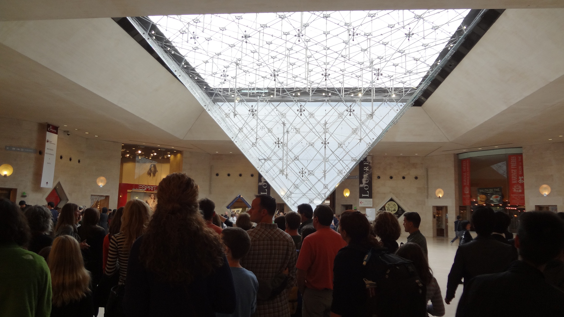 ルーブルの世界