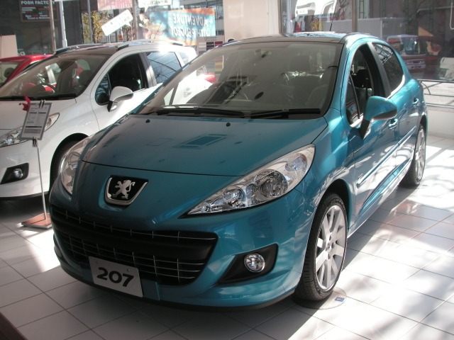 『PEUGEOT所沢』　大決算フェア