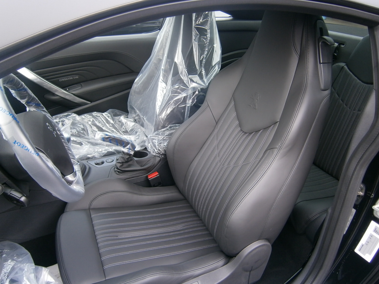 ＲＣＺ　ＭＡＧＮＥＴＩＣ　ショールームに登場!!!