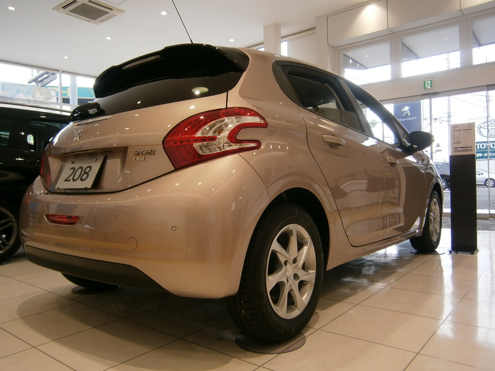 『 ２０８ envy 』　入荷しました！　写真も多数掲載！