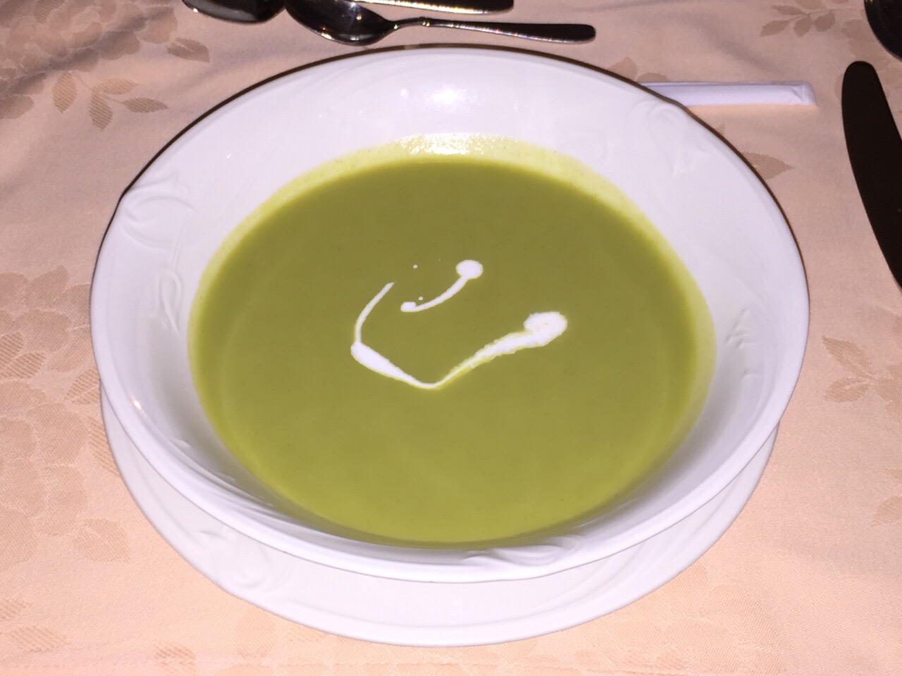 ペンション「クヌルプ」ディナー編