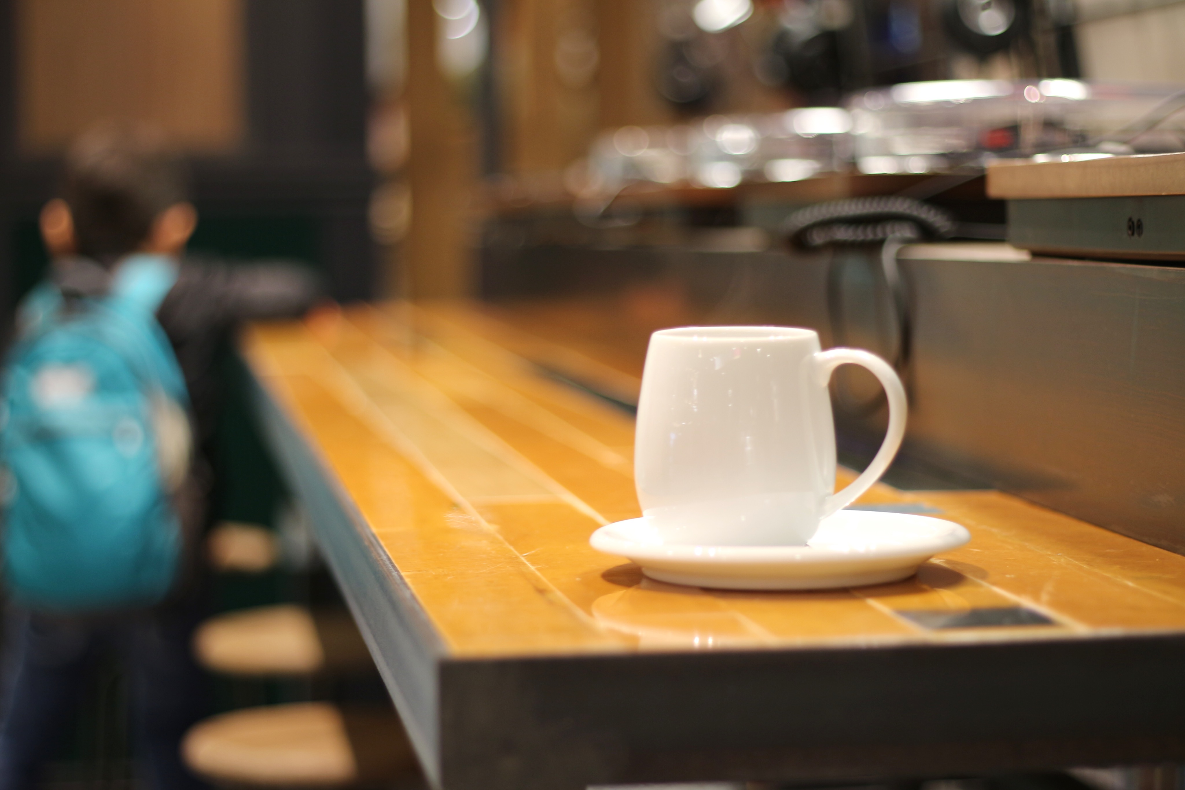 コーヒーと桜とブルースカイ