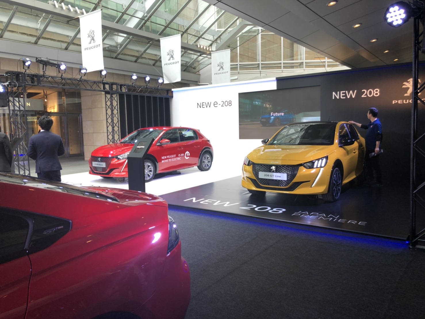 PEUGEOT SHOW2019 六本木ヒルズO-YANEPLAZA+HillsCafe