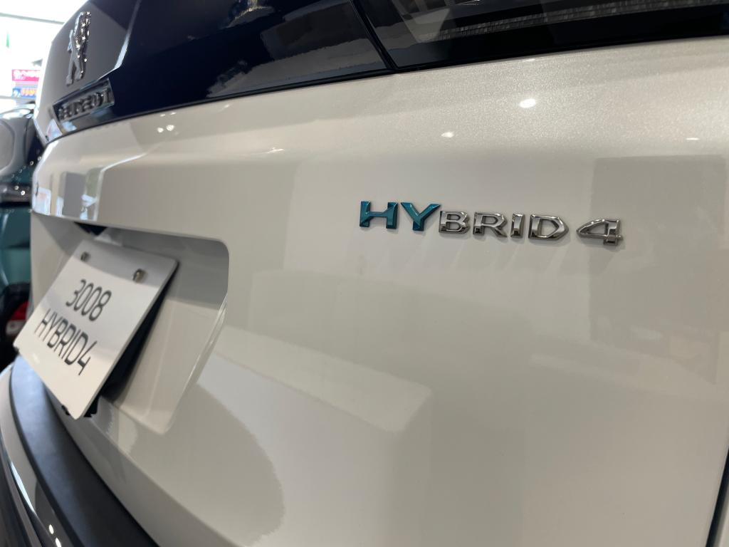 5月フェア最終　3008PHEV、308PHEVをスペシャルプライスで！