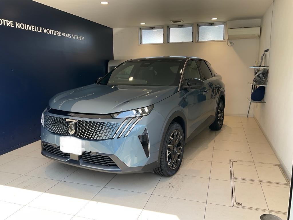 New 3008HYBRID 細部まで拘ったエクステリアも魅力的✨