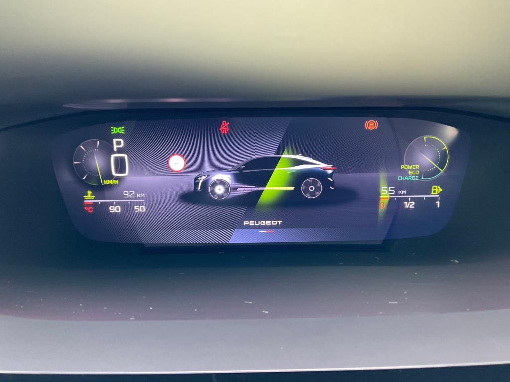 PEUGEOT 最新のHYBRIDエンジンはご体感されましたか🤔❓