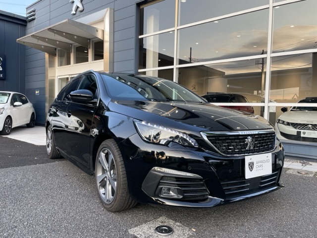 認定中古車　入荷