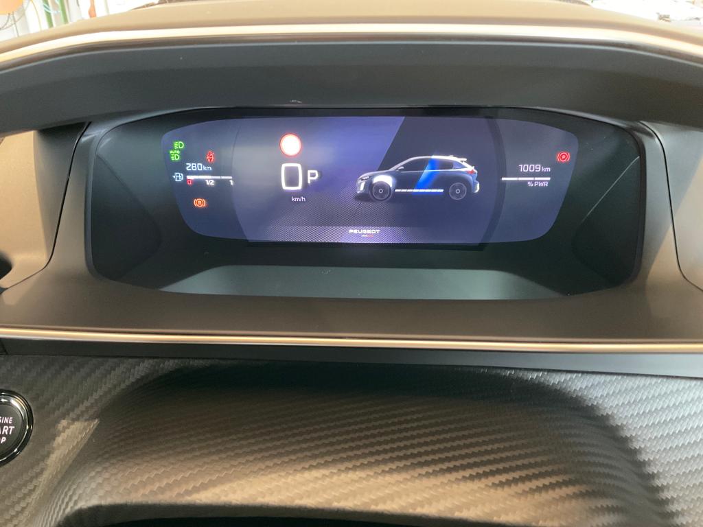 PEUGEOT HYBRID DRIVING FAIR開催🦁