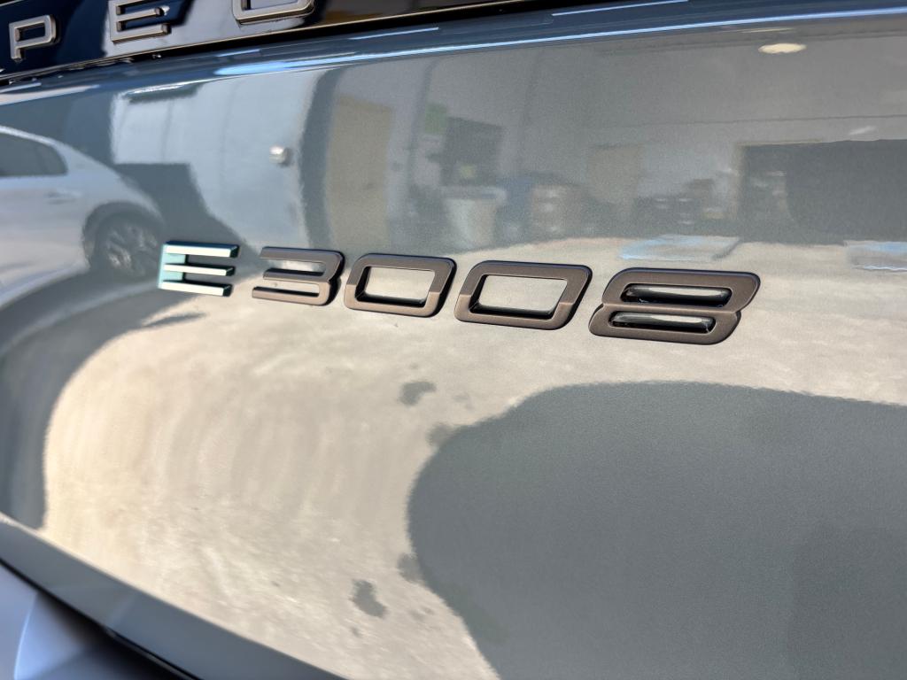 E-3008　ご試乗可能です！　2月フェア好評開催中！！　対象台数残り僅かです。